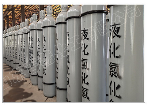 聚氨酯泡沫胺催化劑對軟泡海綿的泡孔均勻性、回彈性和硬度的關(guān)鍵影響。